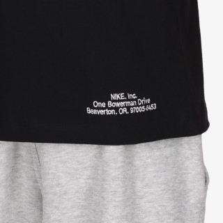 Nike Sportswear 