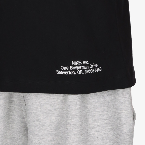 Nike Sportswear 