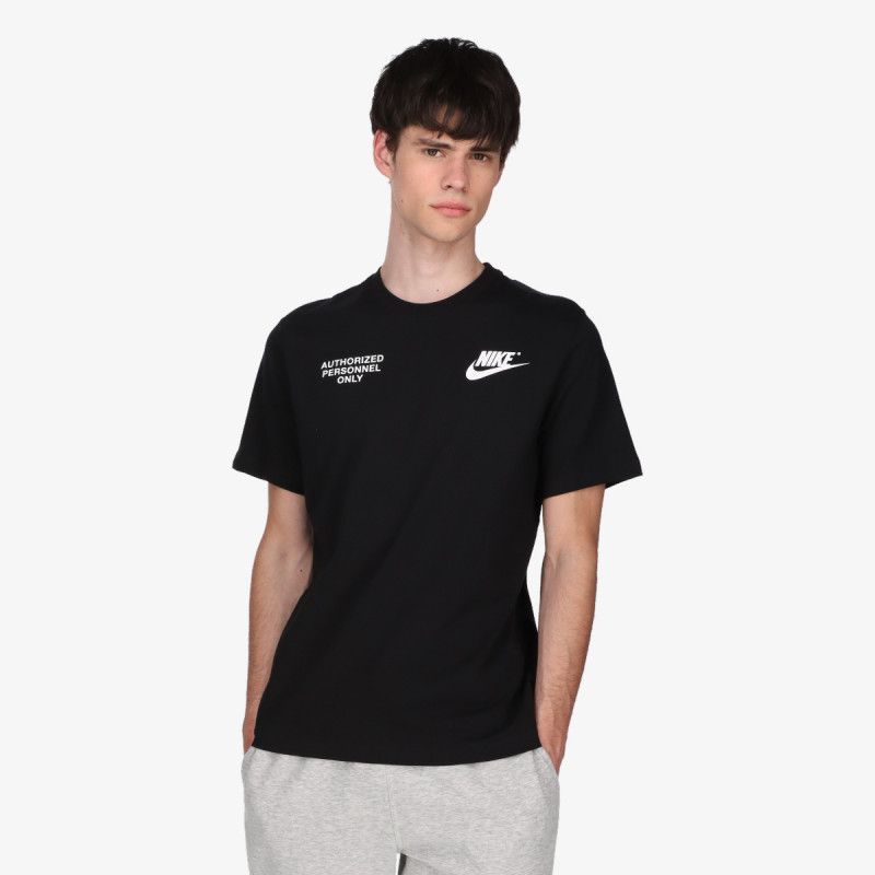 Nike Sportswear 