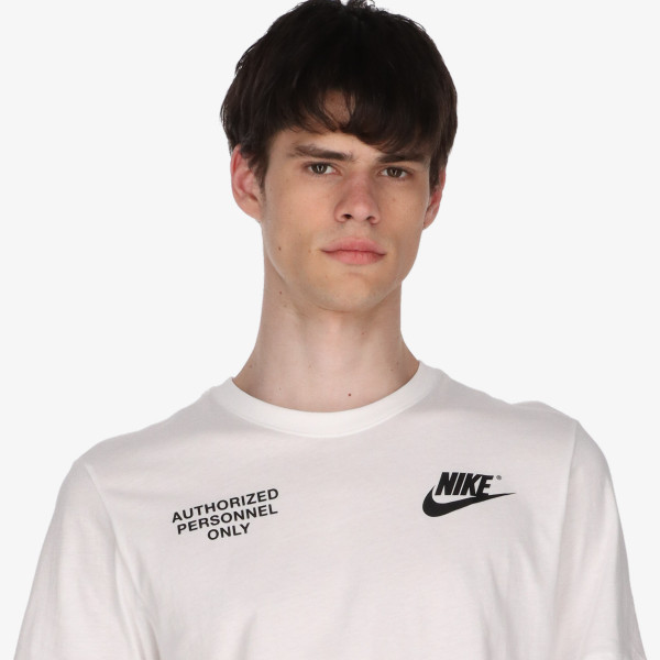 Nike Sportswear 