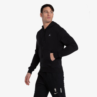 Nike Essential 
