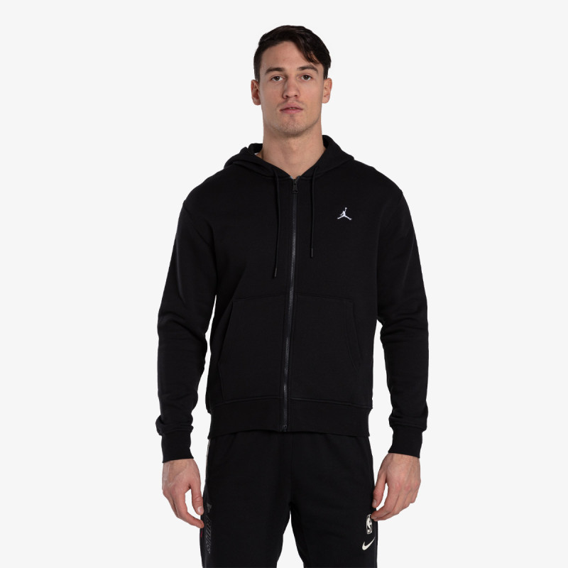 Nike Essential 