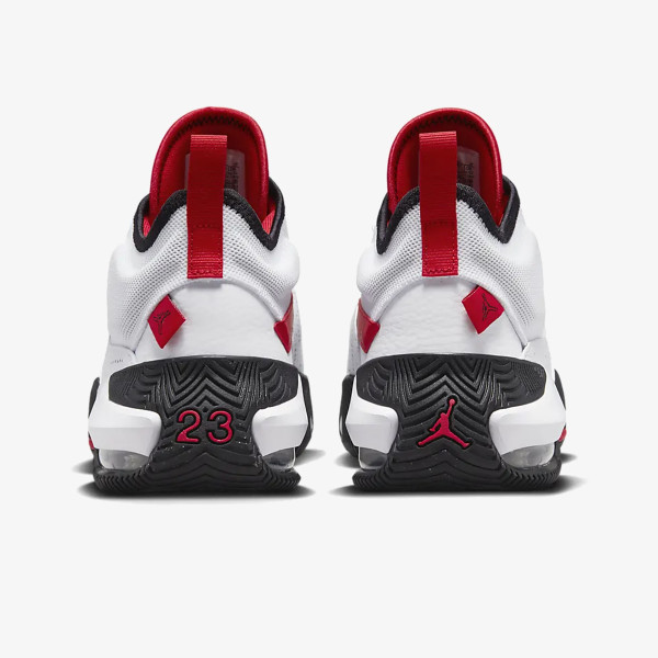 Nike JORDAN STAY LOYAL 2 