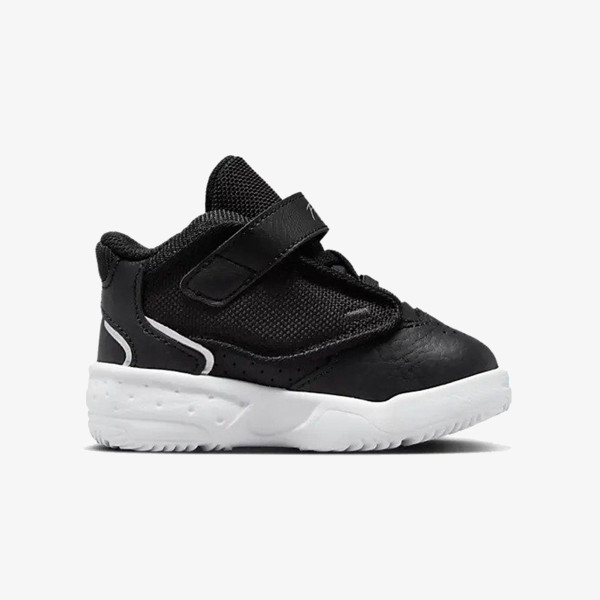 Nike Jordan Max Aura 4 