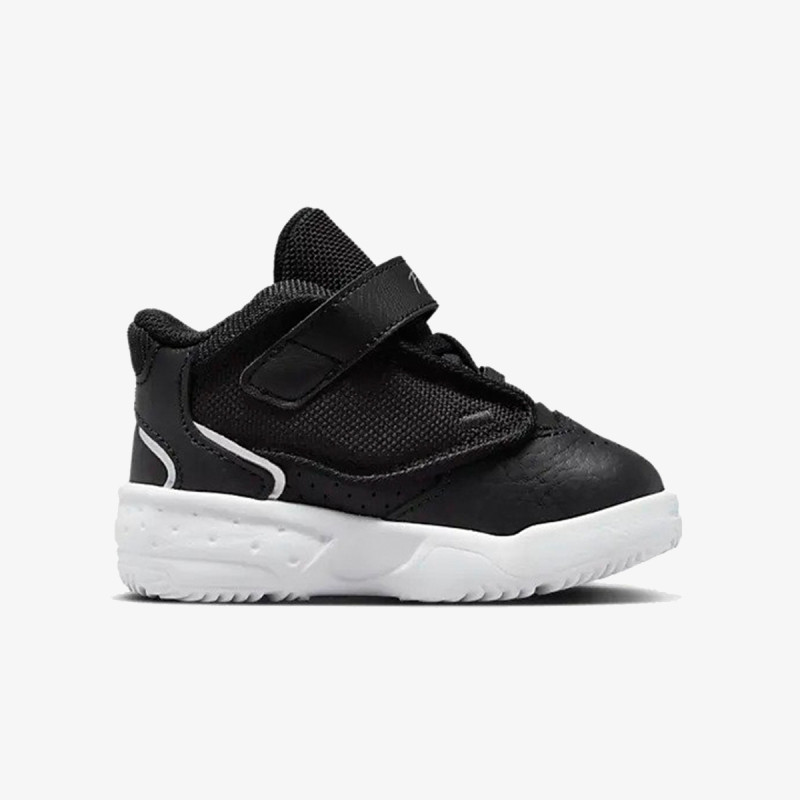 Nike Jordan Max Aura 4 