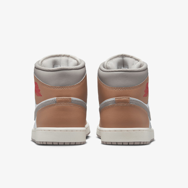 Nike AIR JORDAN 1 MID 