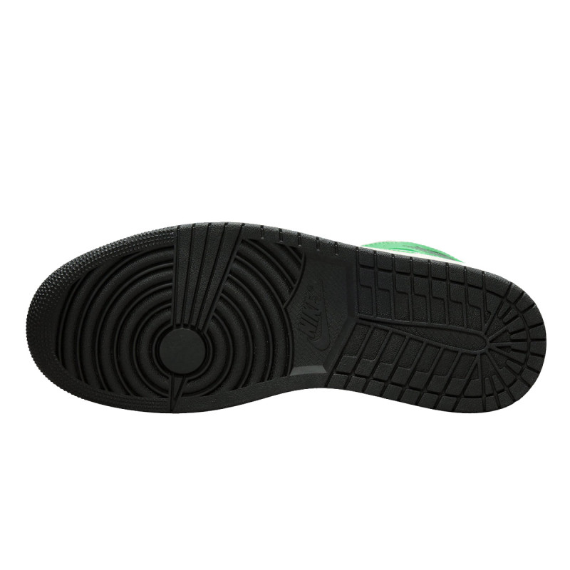 Nike AIR JORDAN 1 MID 