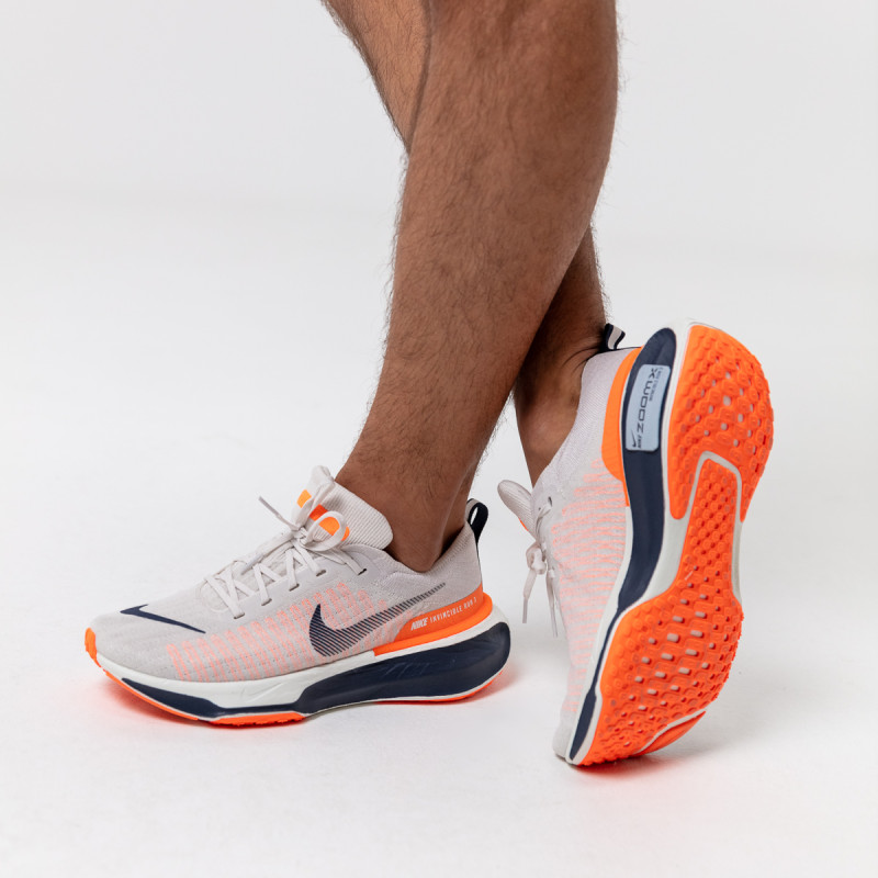 Nike ZOOMX INVINCIBLE 