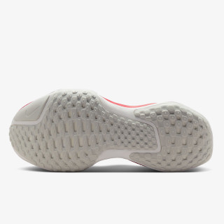 Nike ZOOMX INVINCIBLE 