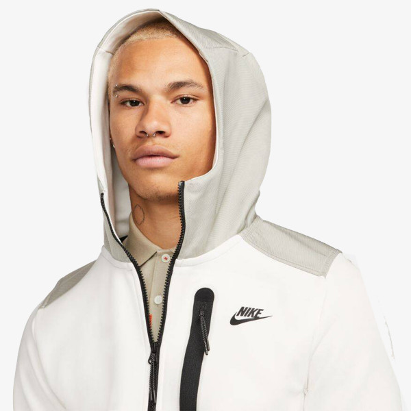 Nike Sportswear Tech Fleece 