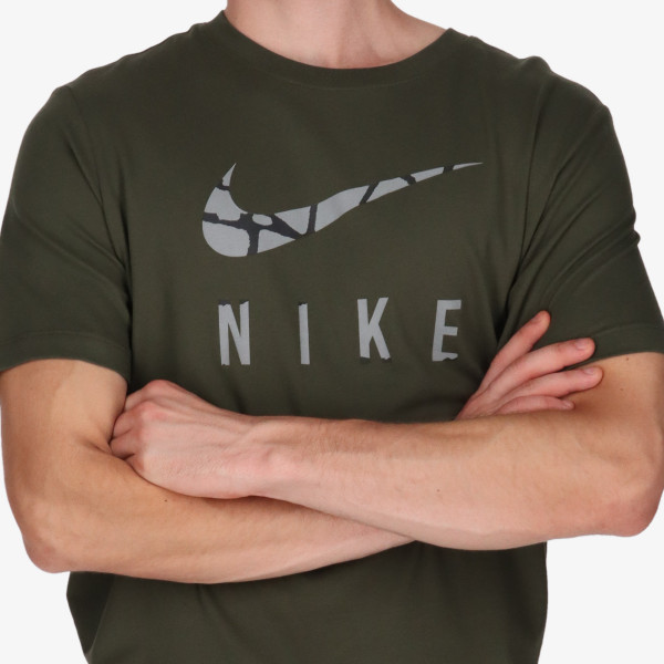 Nike Тениска Dri-FIT Run Division 