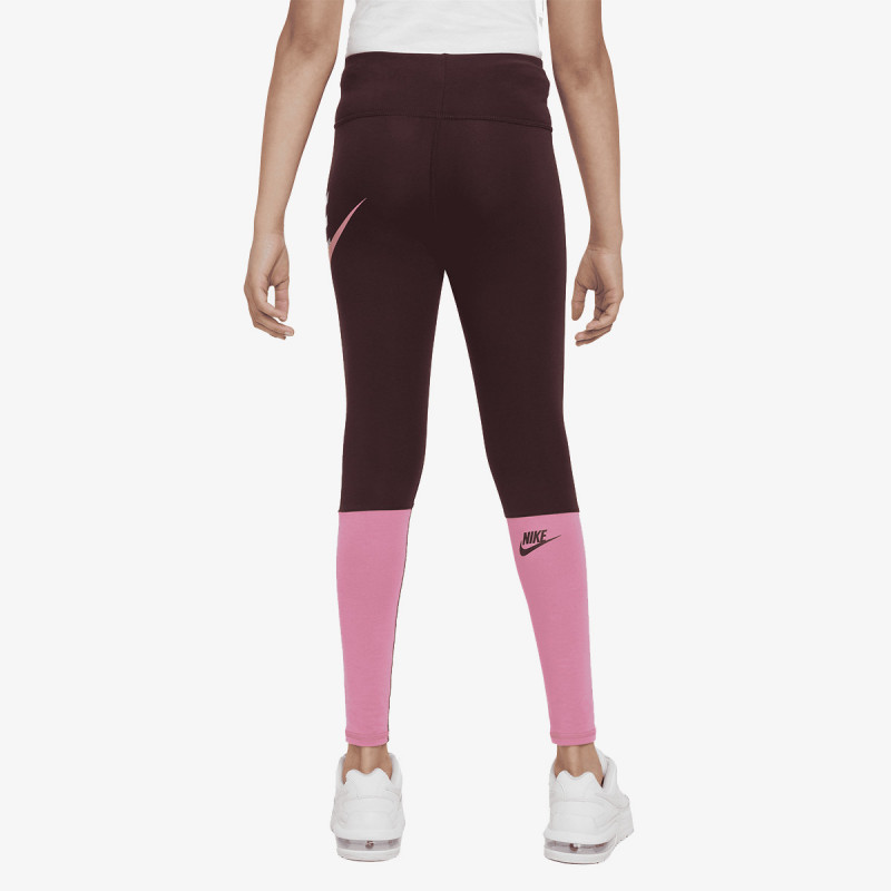 Nike Sportswear 