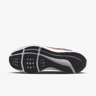 Nike AIR ZOOM PEGASUS 40