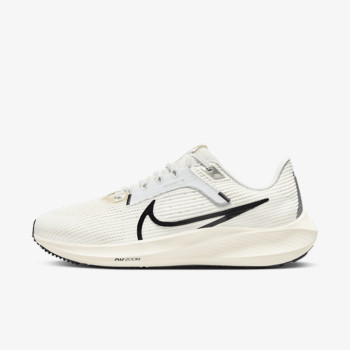 Nike AIR ZOOM PEGASUS 40 