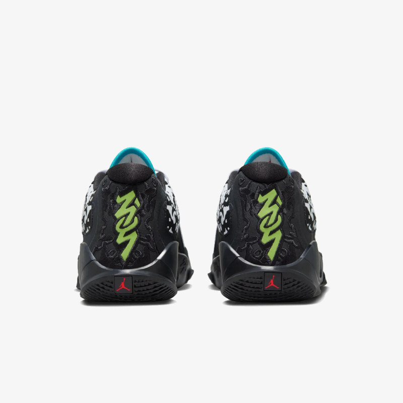 Nike Zion 3 