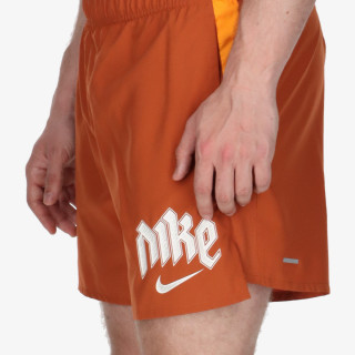 Nike Къси панталони Dri-FIT Run Division Challenger 