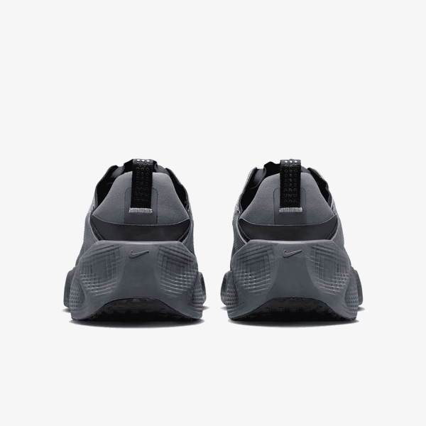 Nike Ava Rover 