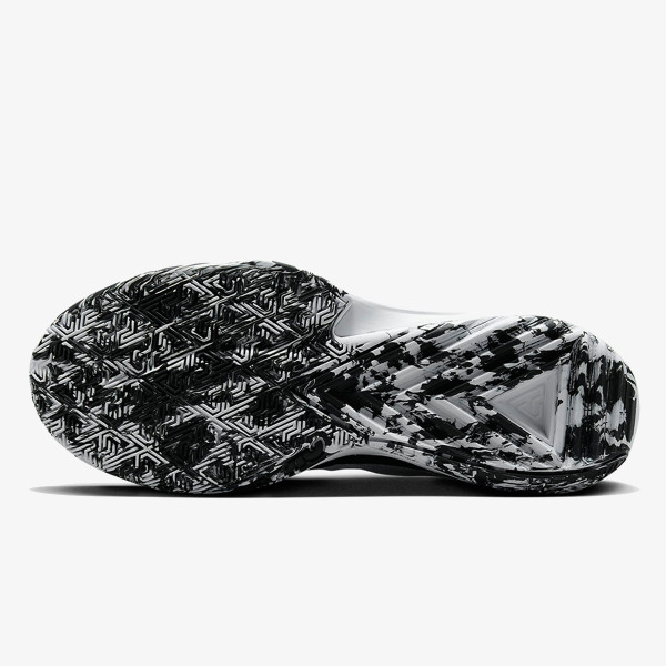 Nike ZOOM FREAK 5 