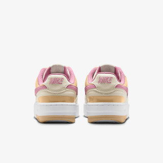 Nike Gym Club 
