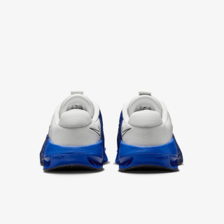 Nike Motiva 