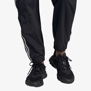 adidas OZWEEGO Shoes 