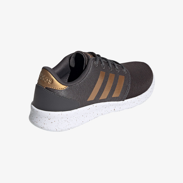 adidas QT RACER 