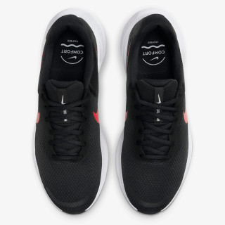 Nike Revolution 7 
