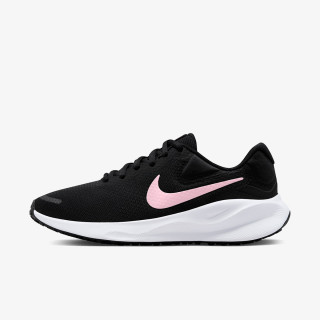 Nike Revolution 7 