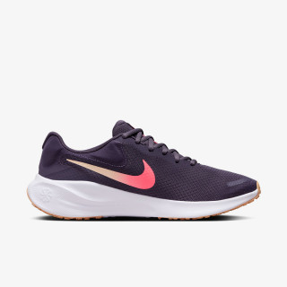 Nike Revolution 7 