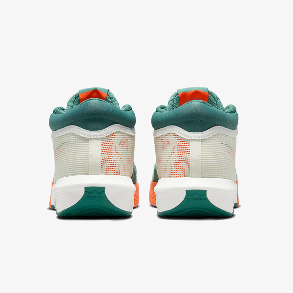 Nike LeBron Witness VIII 