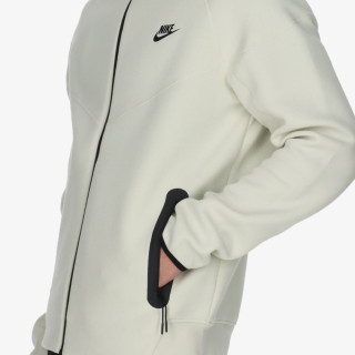 Nike Tech Fleece 