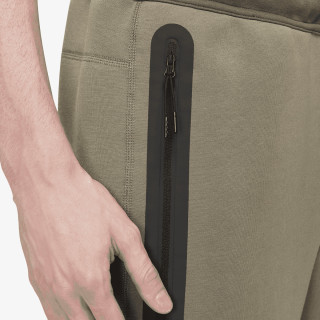 Nike Tech Fleece 