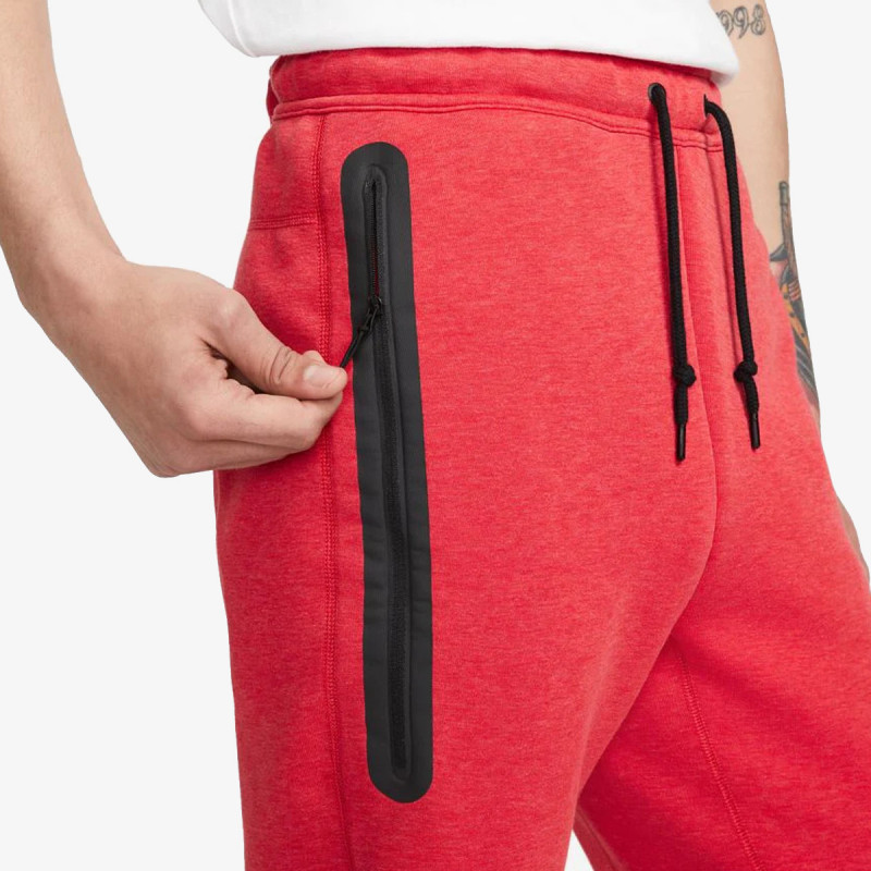 Nike Tech Fleece 