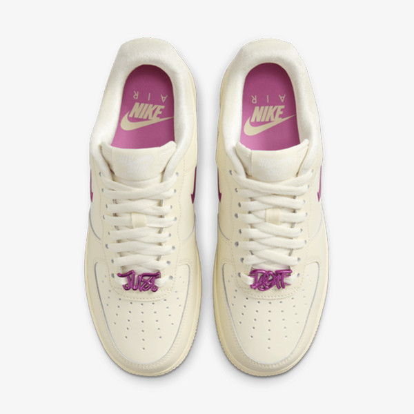 Nike WMNS AIR FORCE 1 '07 SE 