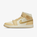 Nike WMNS AIR JORDAN 1 MID SE 