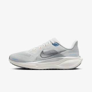 Nike Star Runner 4 
