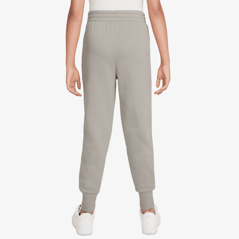 Nike Sportswear Club 