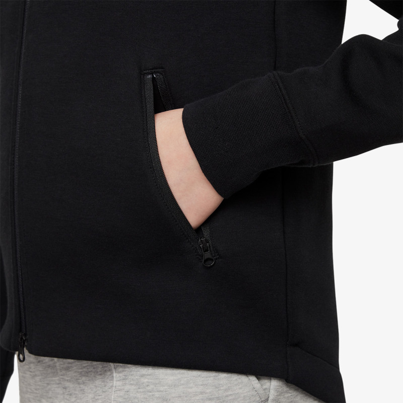 Nike Tech Fleece 