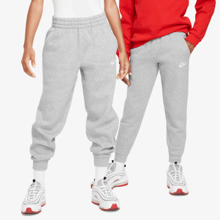 Nike Sportswear Club 