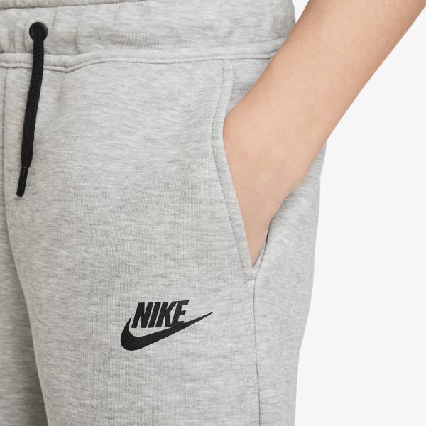 Nike Tech Fleece 
