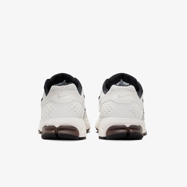 Nike W NIKE ZOOM VOMERO 5 