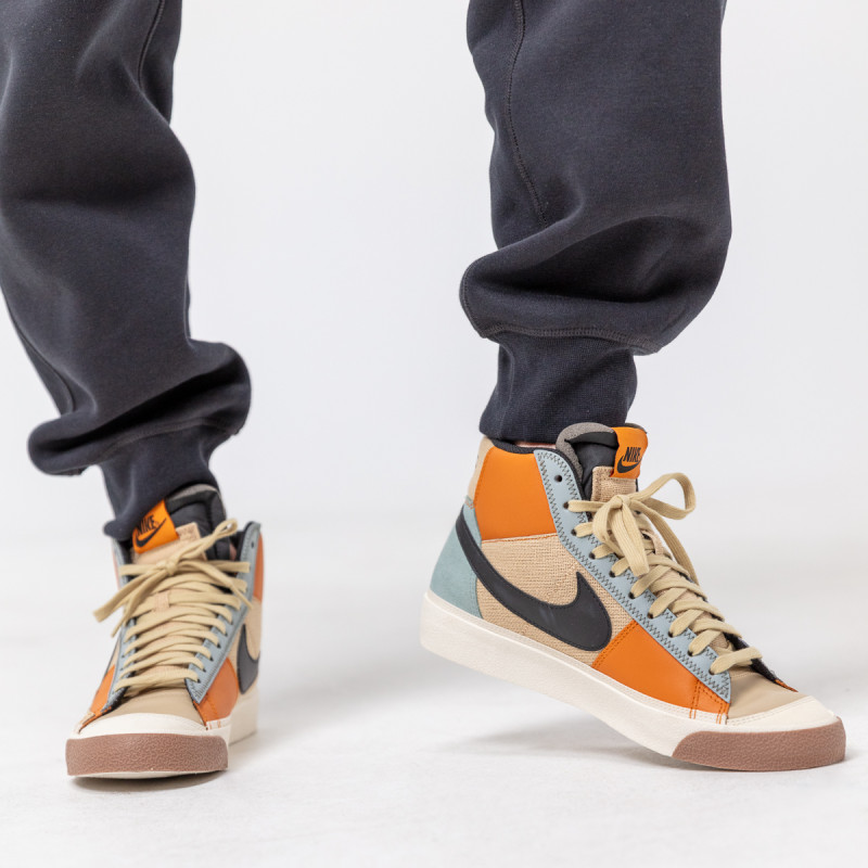 Nike BLAZER MID PRO CLUB EMB 