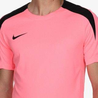Nike Strike 