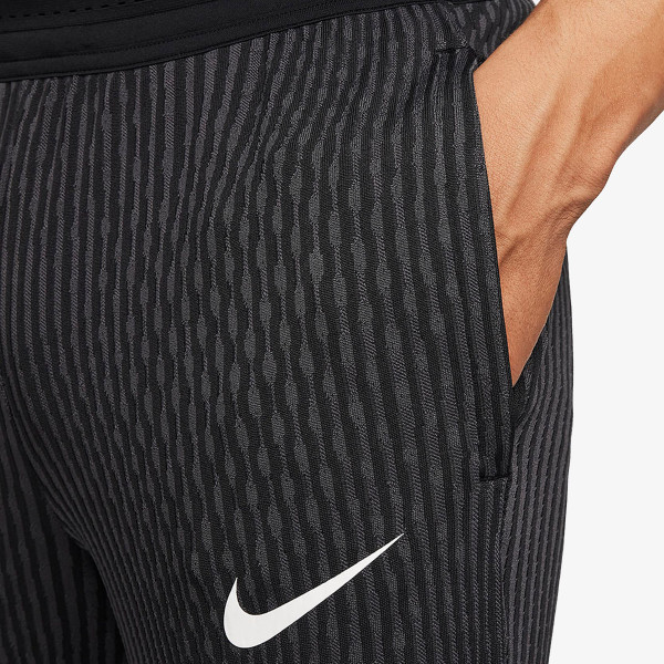 Nike FN2409 
