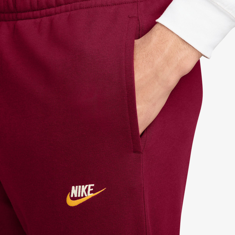 Nike Club 