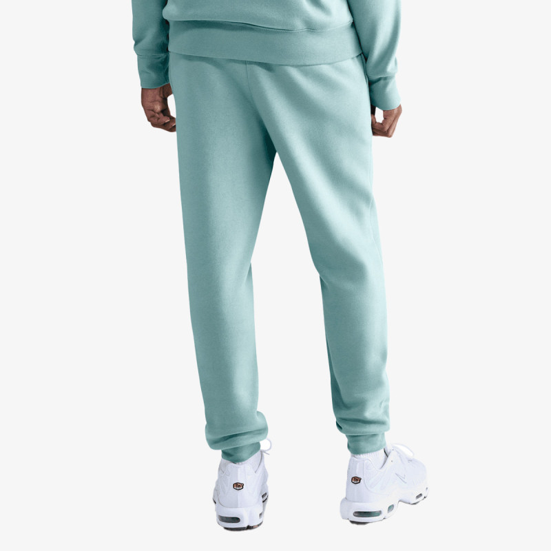 Nike Club 