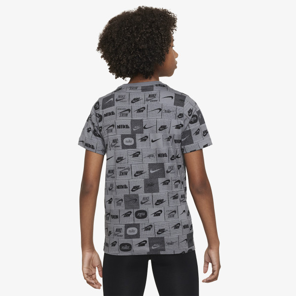 Nike Тениска K NSW TEE CLUB SSNL AOP HBR 