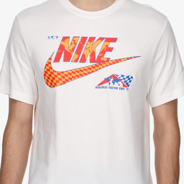 Nike Sportswear 
