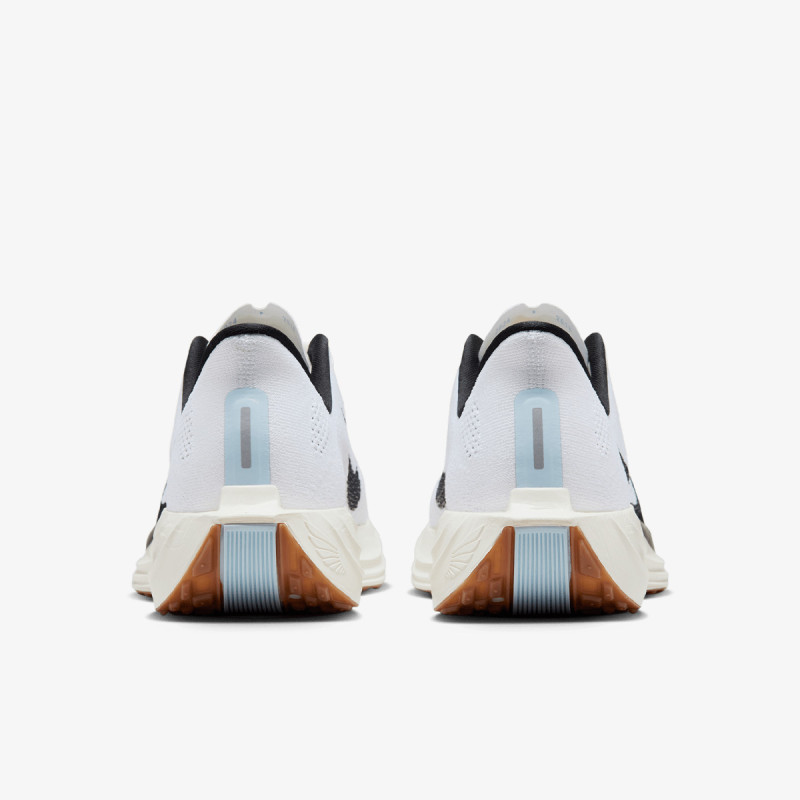 Nike PEGASUS PLUS 