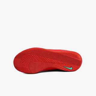 Nike Al8 